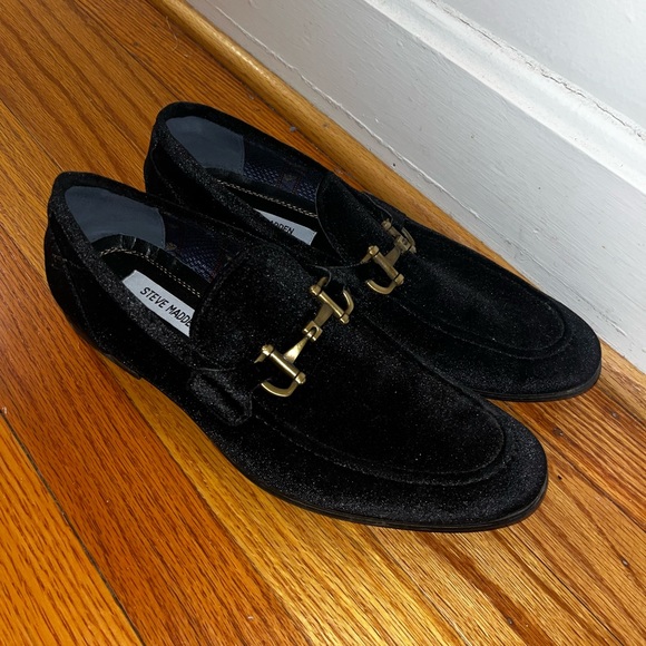 Steve Madden Mens Madly Velvet Loafers